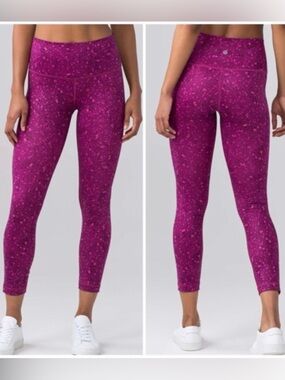 Lululemon High Times Colorful Magenta Purple Pink Leggings Size 2 25”